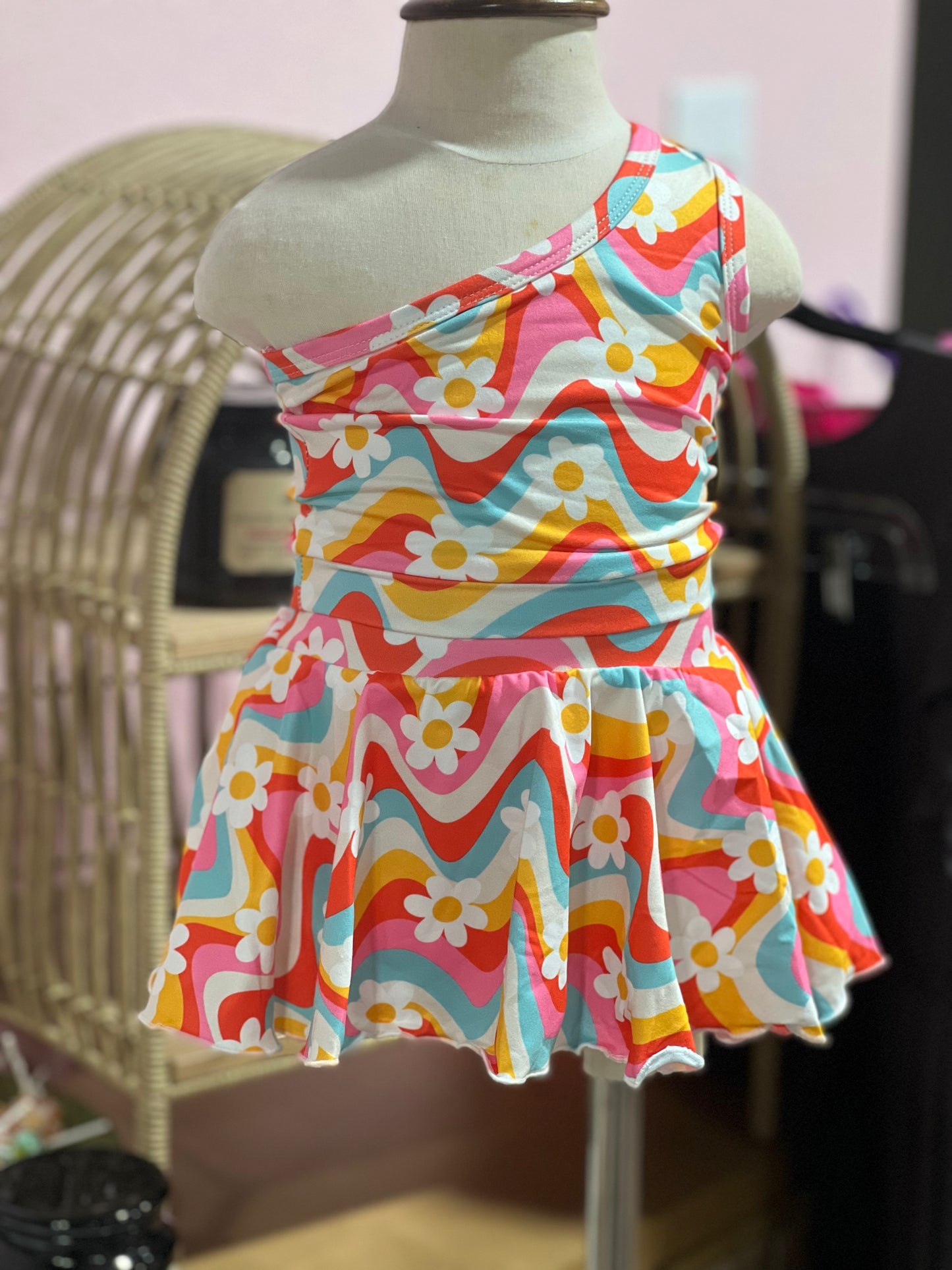 Groovy summer set