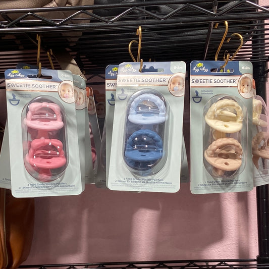 Itzy Ritzy pacis